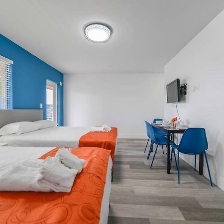 Fantastic 1 Bedroom With Pool Steps From The Beach #43 Hollywood Bagian luar foto