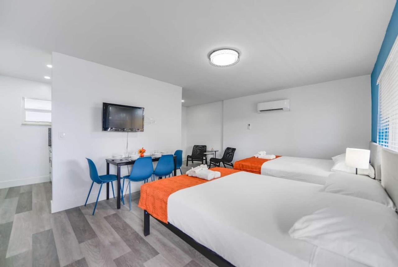 Fantastic 1 Bedroom With Pool Steps From The Beach #43 Hollywood Bagian luar foto