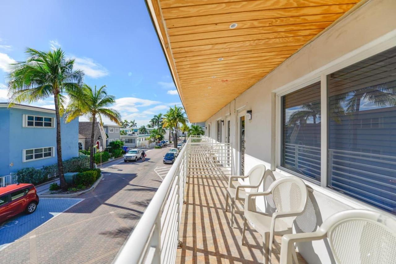 Fantastic 1 Bedroom With Pool Steps From The Beach #43 Hollywood Bagian luar foto