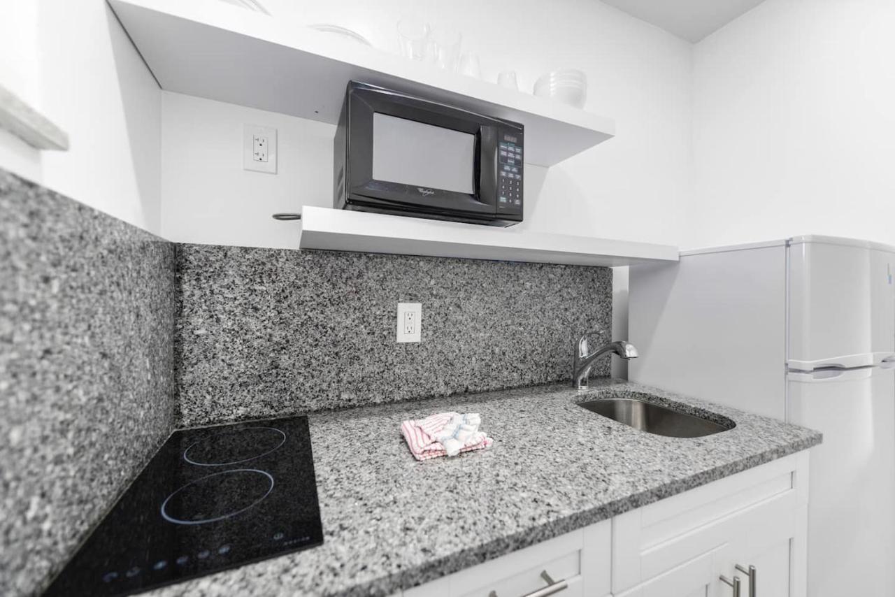 Fantastic 1 Bedroom With Pool Steps From The Beach #43 Hollywood Bagian luar foto